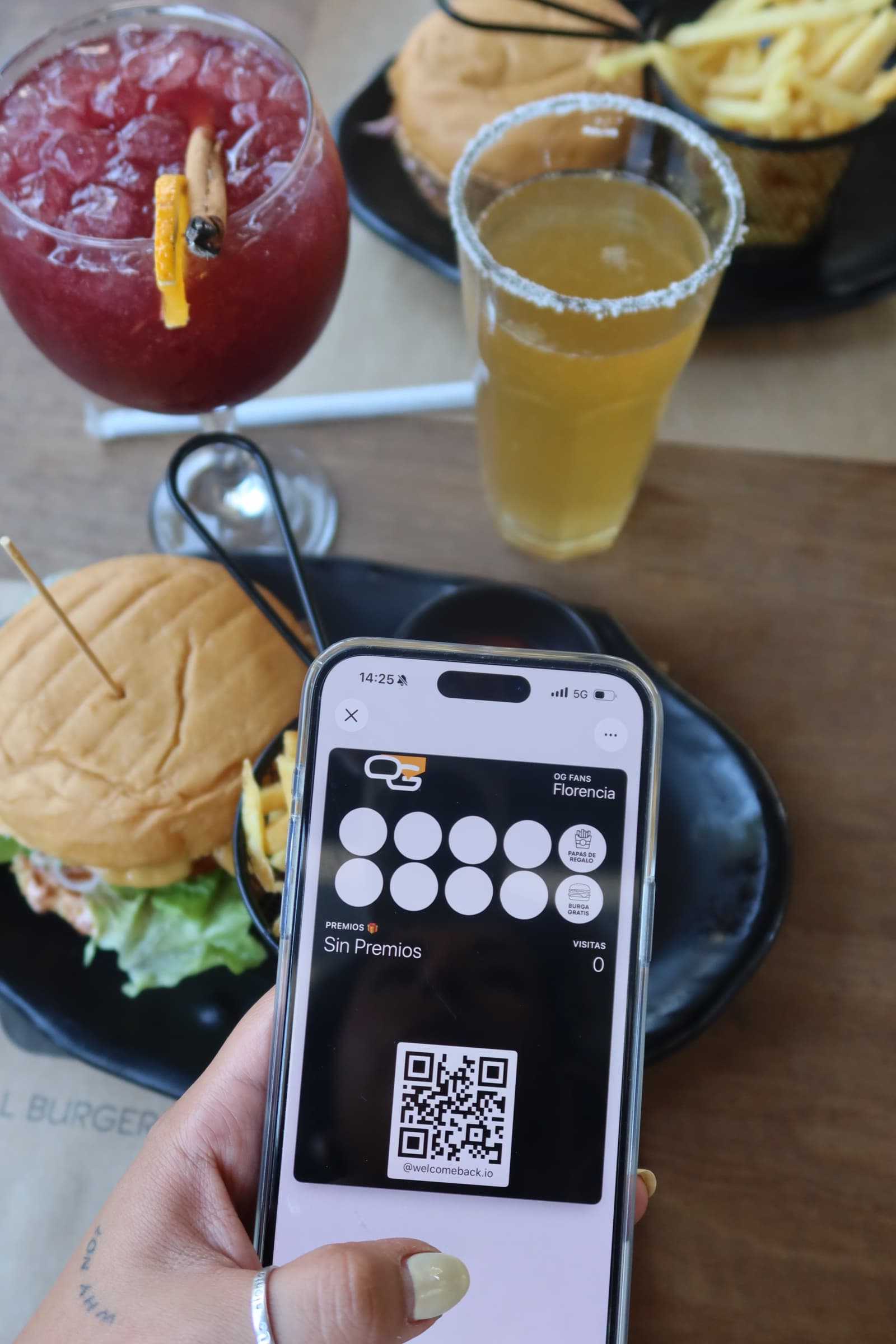 Welcome Back en acción 7